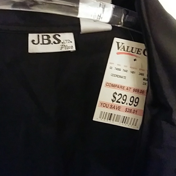 **Price drop** Gorgeous black satin wrap top - Picture 2 of 4